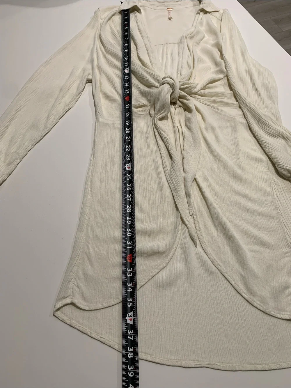 Free People Worlds Apart Cream Tie-Front Long Sleeve Tunic Cover Up, Duster, XL